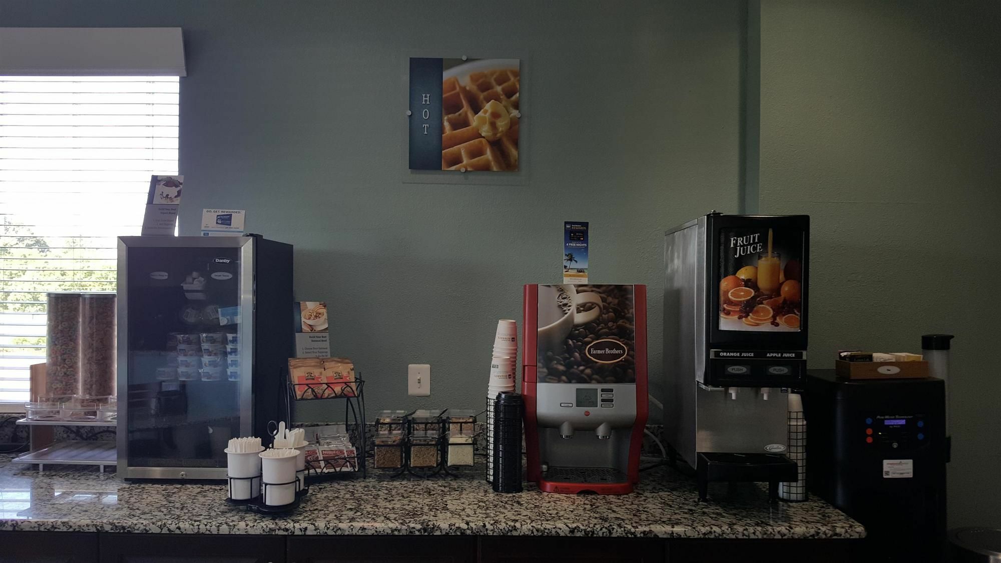 Mexico Best Western Teal Lake Inn מראה חיצוני תמונה